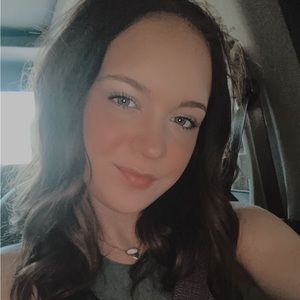 Meet your Posher, Markee